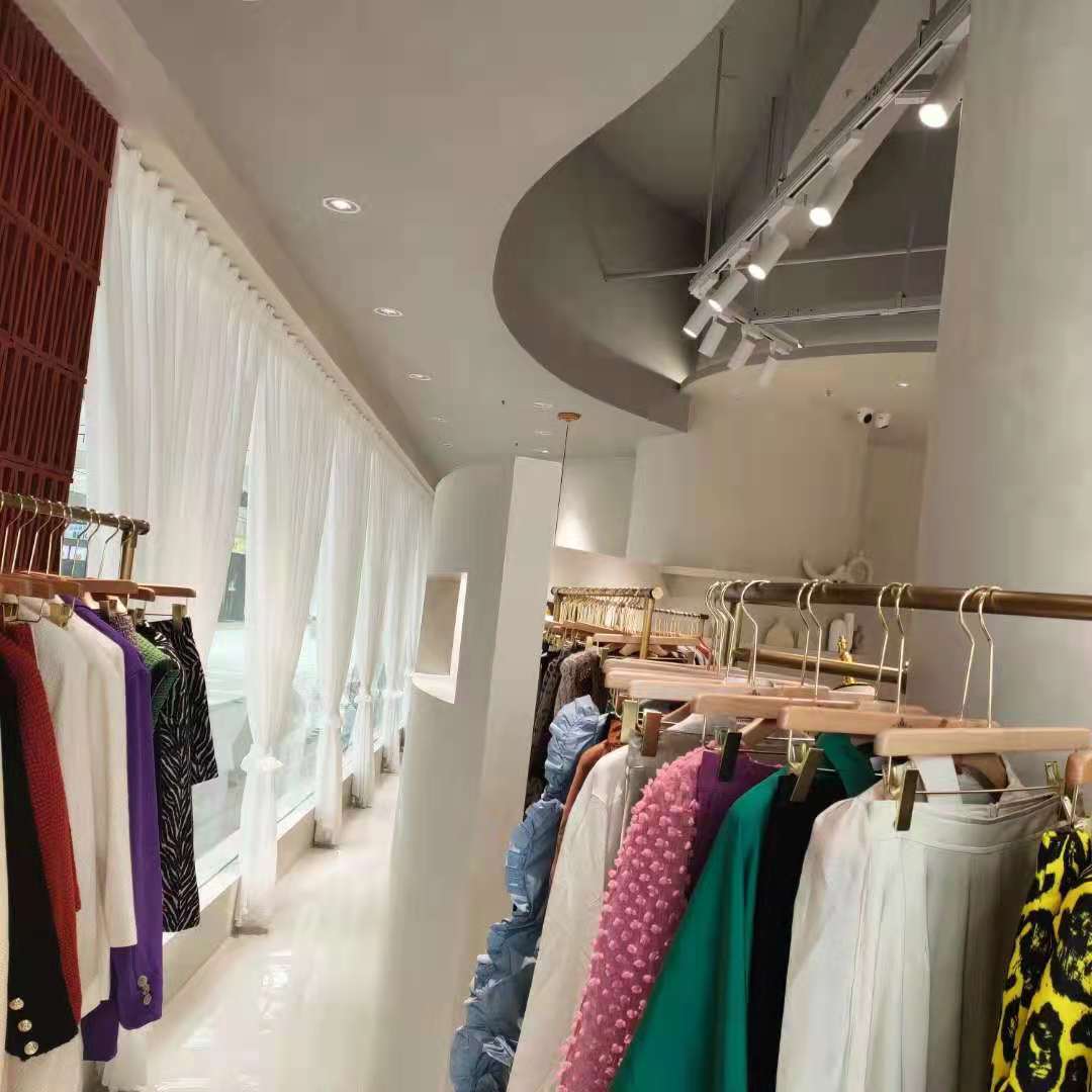 馬來(lái)漆每平方米施工成本介紹